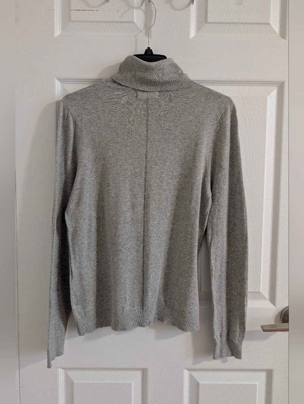 Indi & Cold Grey Cotton Cashmere Turtleneck Sweater Eyelet Detail Old Money L - Picture 2 of 8
